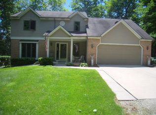 525 County Road 17, Ashley, IN 46705
