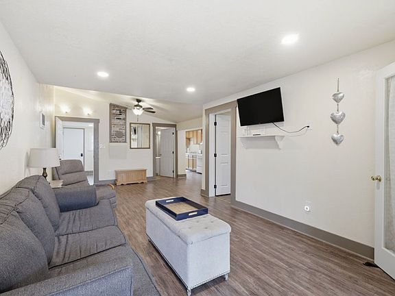 2nd image of 327 6th St APT 1