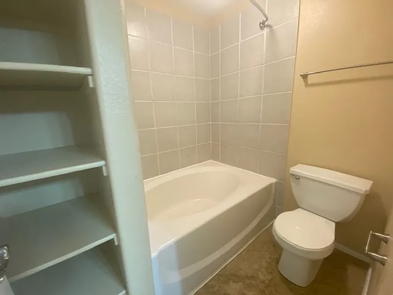 8927 E Crescent Ave — Photo 26