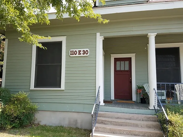 110 E 30th St #A — Photo 4