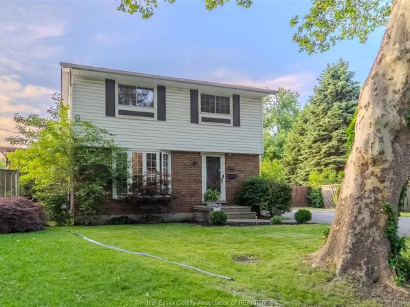 3536 Wolfe Ct, Windsor, ON N9C 1X2