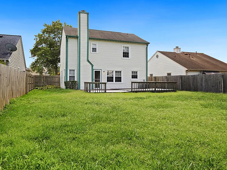 868 Avatar Dr — Photo 34