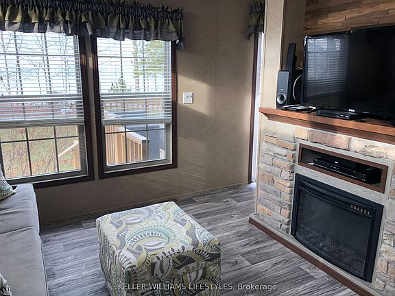 3rd image of 77719 Bluewater Hwy #4