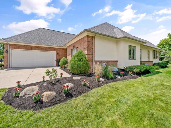 920 Linworth Village Dr, Columbus, OH 43235