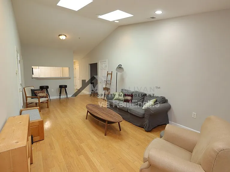 929 Morreene Rd #C35 — Photo 8