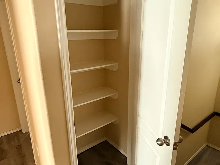 4405 Thunderbird Ave — Photo 90