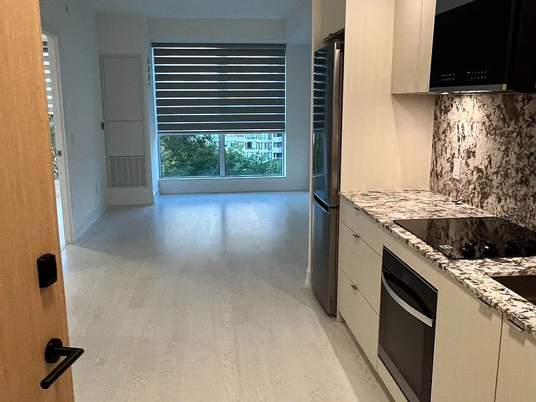 25 Cordova Ave #602 — Photo 10