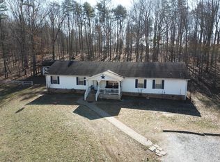 263 Windy Knoll Ln, Dillwyn, VA 23936