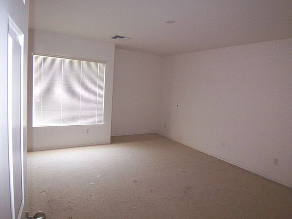 5th image of 6605 S 52nd Ln