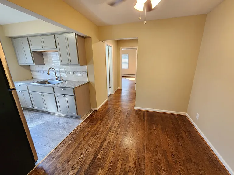 4955 Kelsch Ln — Photo 3