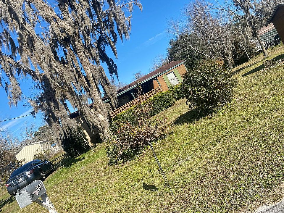 1st image of 102 Watermelon Dr