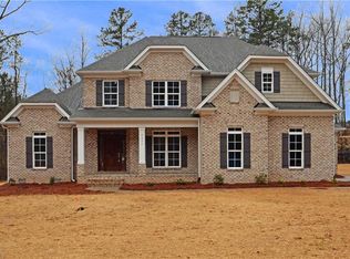 5571 Salem View Rd, Pfafftown, NC 27040