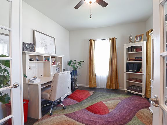 5th image of 3149 Chandler Ln