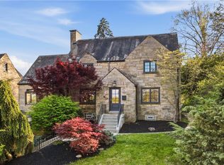 552 Greenhurst Dr, Pittsburgh, PA 15243