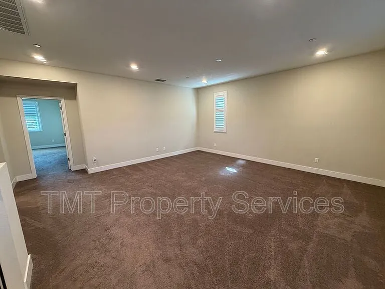 9554 Sauterne Way — Photo 11