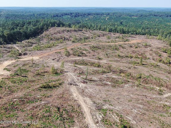 2nd image of 350 Baumann Rd