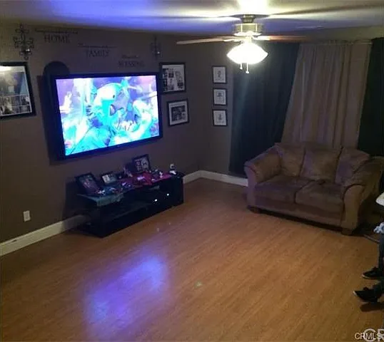 4 bed, 2.5 bath, 2023 sqft, $2,300 — Photo 4