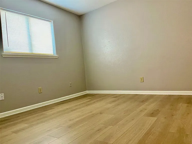 7334 La Granada Dr — Photo 20