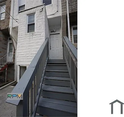 529 N Potomac St — Photo 7