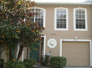 9933 Ashburn Lake Dr, Tampa, FL 33610