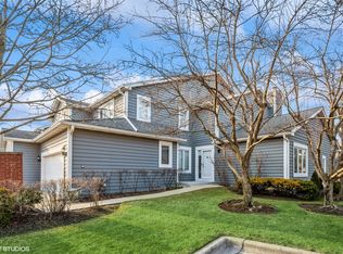 2768 The Mews, Northbrook, IL