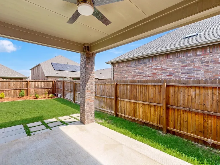 10925 Klondike Ln — Photo 33