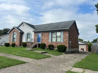 6008 Hurstview Rd, Louisville, KY 40291