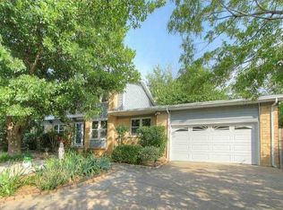 6106 S Hudson Pl, Tulsa, OK 74136