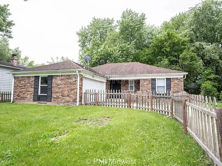 3026 Osceola Ln — Photo 2