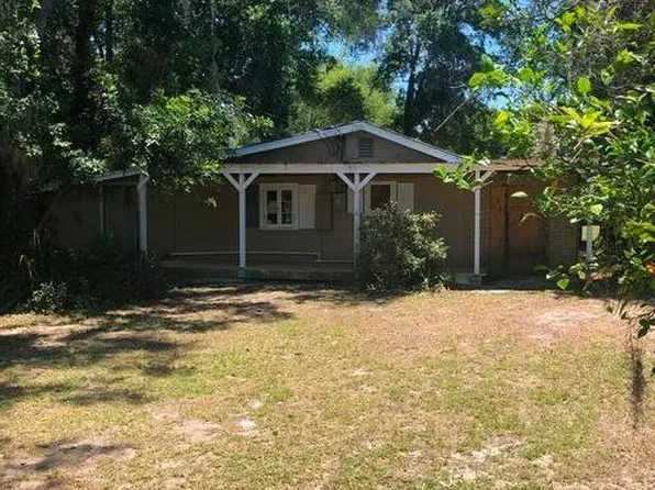 211 7th St, Holly Hill, FL 32117