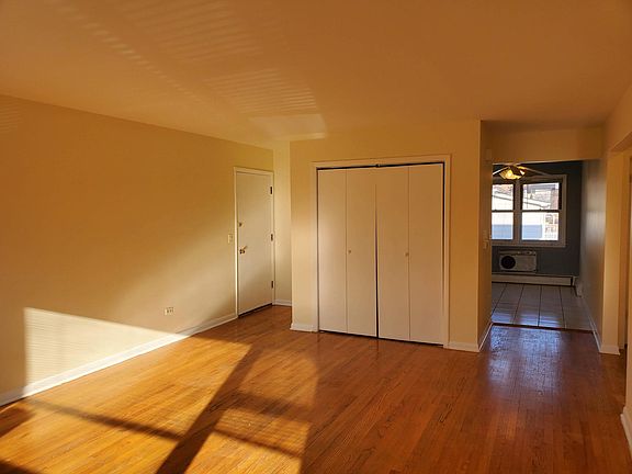 2nd image of 3517 N Marmora Ave #1S