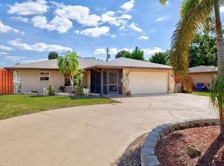 357 Dorchester Dr, Venice, FL 34293
