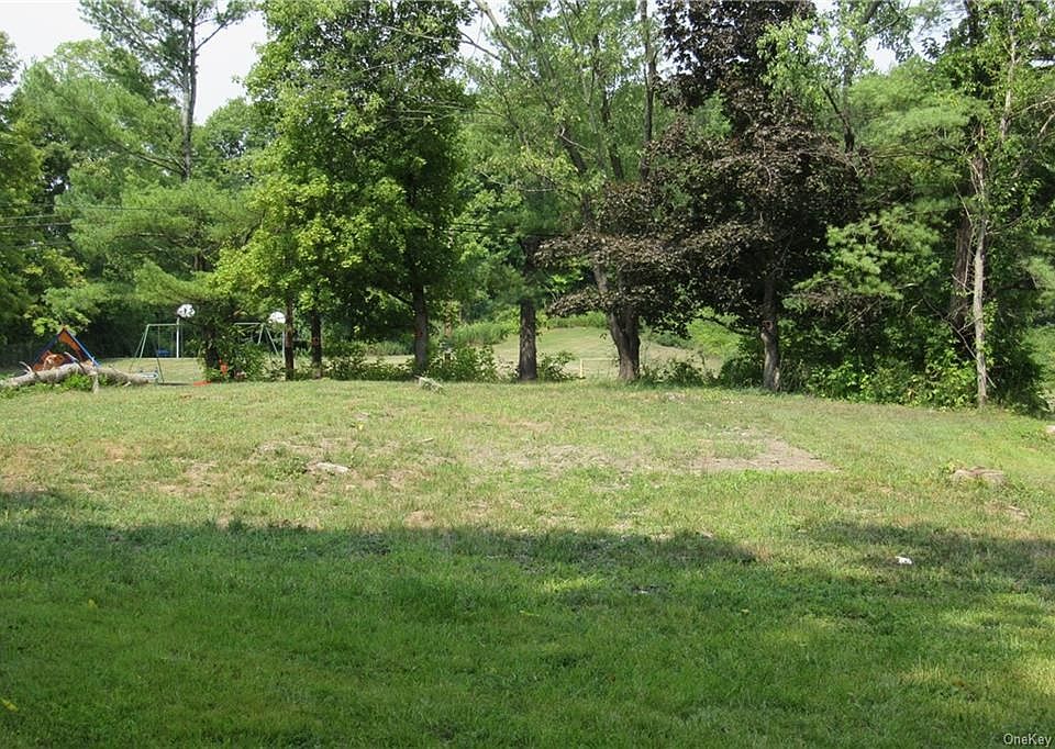 1st image of 136 E Dorsey Ln