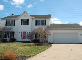 20203 Cardinal Cir, Strongsville, OH
