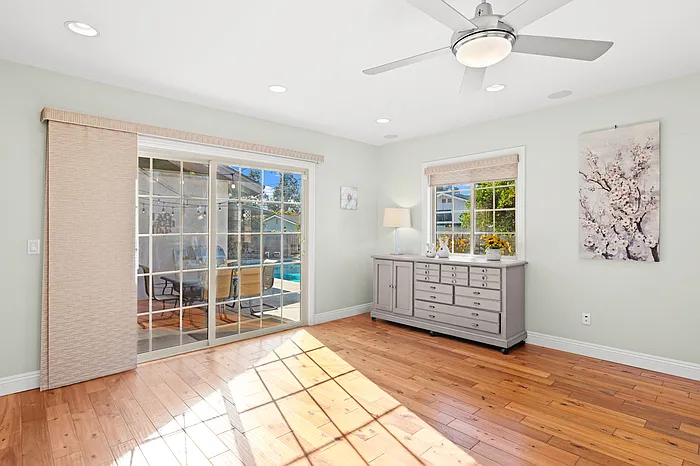135 Underhill Dr — Photo 17