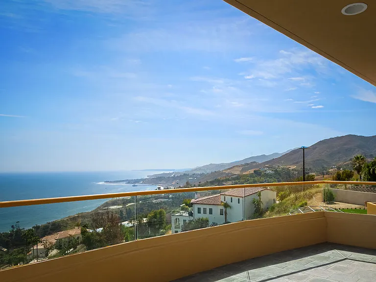 3235 Rambla Pacifico — Photo 23