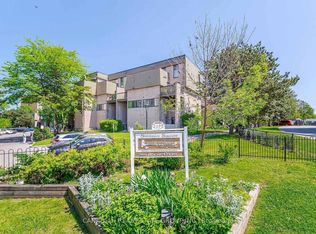 2095 Roche Ct #232, Mississauga, ON L5K2C8