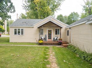 332 Main St S, Amherst, WI 54406