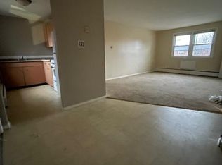 66 Orchard St #10, East Hartford, CT 06108