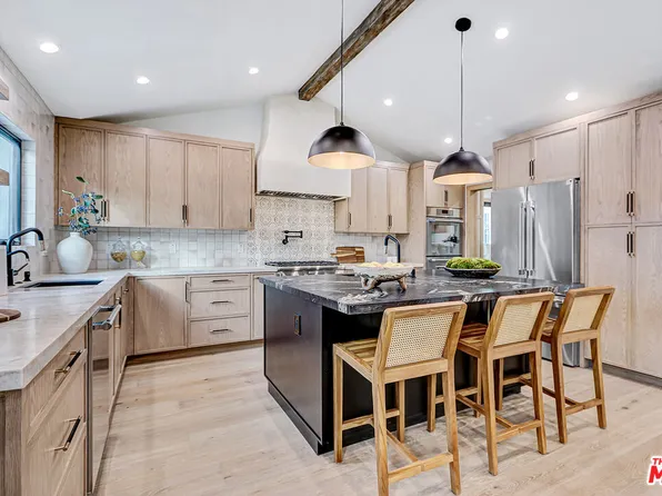 1606 S Orange Grove Ave, Los Angeles, CA 90019