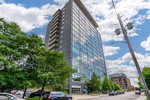 300 Lisgar St #701 Photo 1