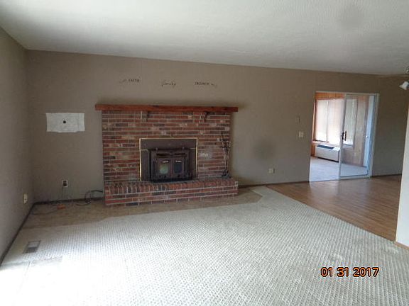 4th image of 25846 Fox Woods Cir