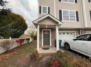 2 Alfred Ave, Somerset, NJ 08873