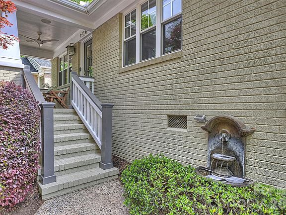 3rd image of 1734 Club Rd