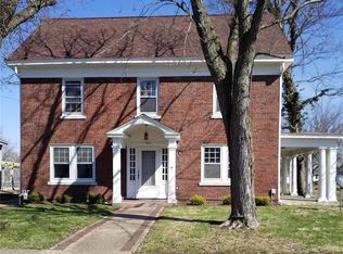 504 E 1st, Carlinville, IL