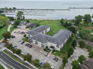 44 Robson Rd #103, Leamington, ON N8H5E4