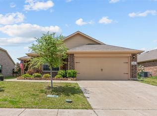 2218 Torch Lake Dr, Forney, TX 75126