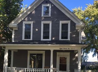 895 Rose Ave E #1, Saint Paul, MN 55106