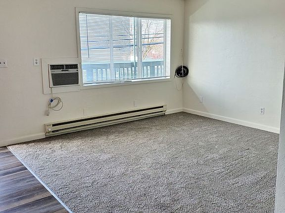 3rd image of 601 S Division St APT 8