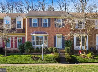 9607 Masterworks Dr, Vienna, VA 22181